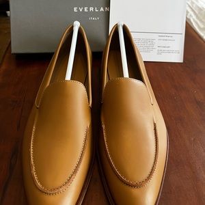 Size 8.5 camel Everlane leather loafers.